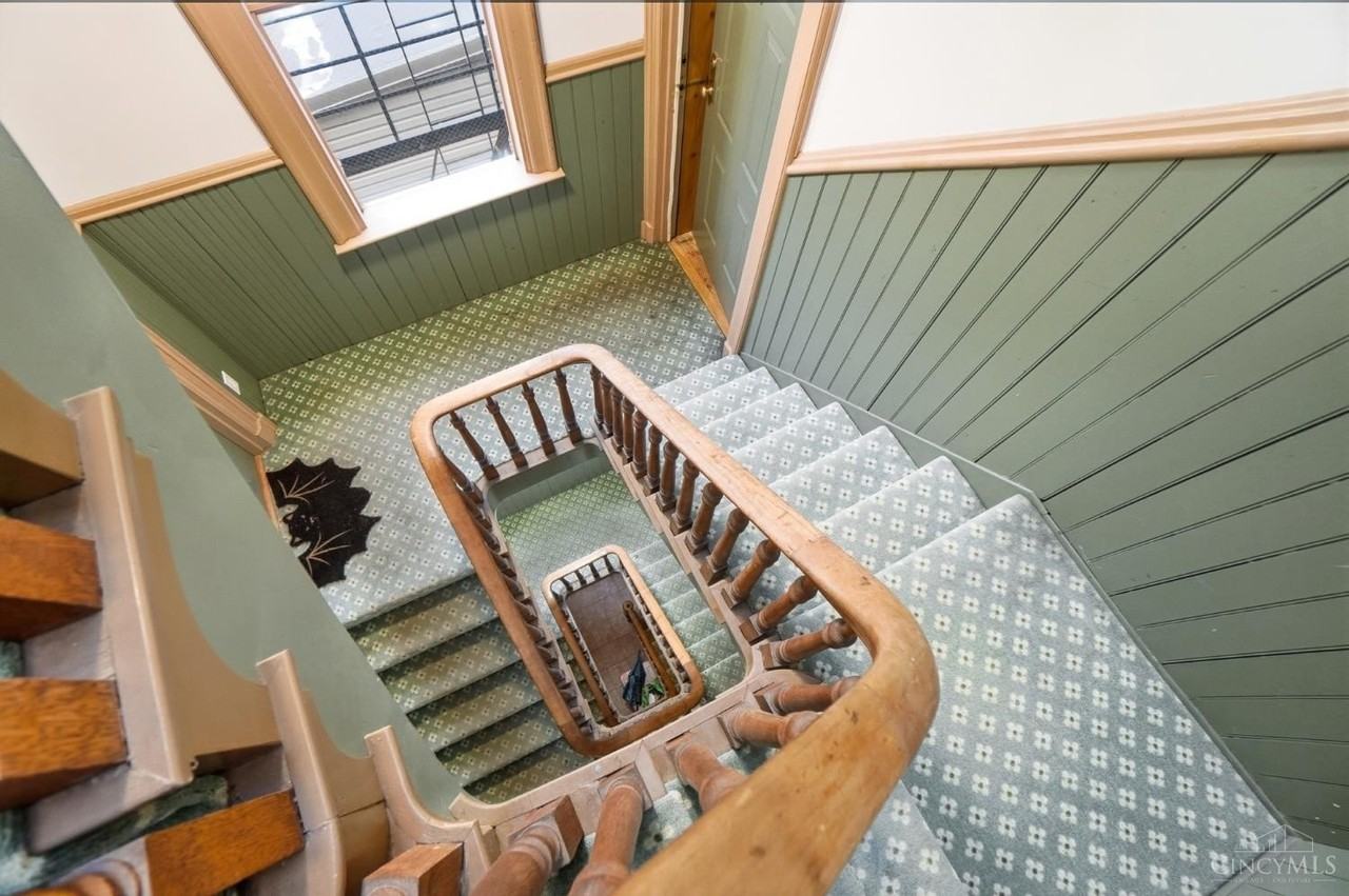 428 Elizabeth St Apt 3 #3 - Photo 6 of 37