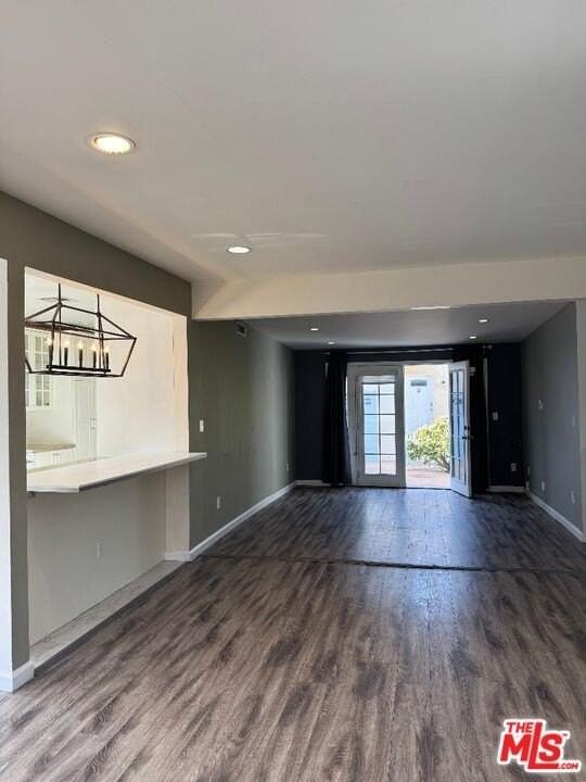 4503 Tobias Ave - Photo 6 of 18