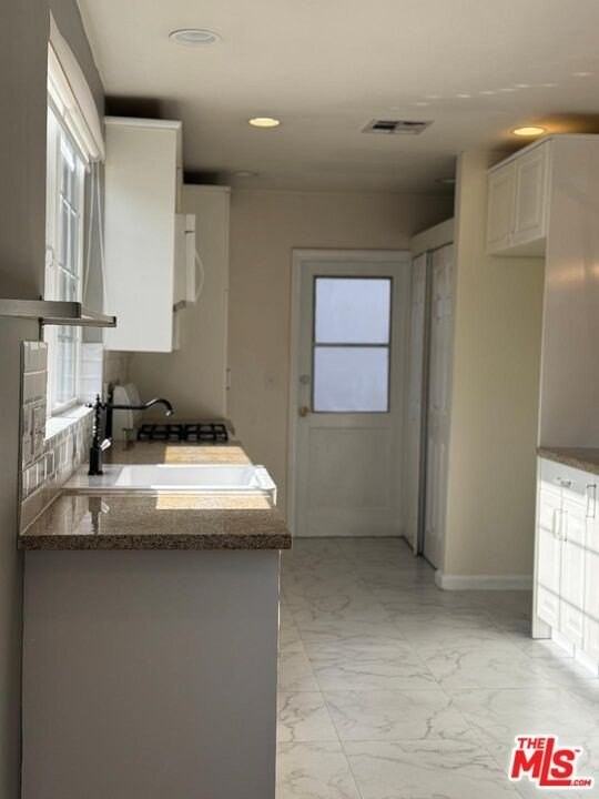 4503 Tobias Ave - Photo 7 of 18