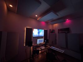 featured image of 3200 N San Fernando Blvd #24