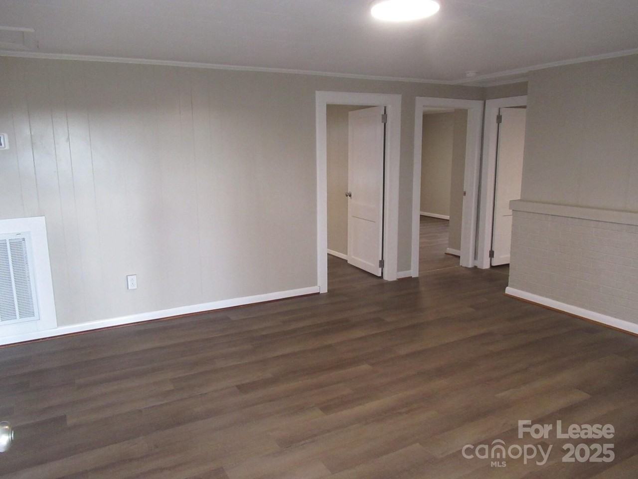 7510 Palm Tree Church Rd - Photo 5 of 28