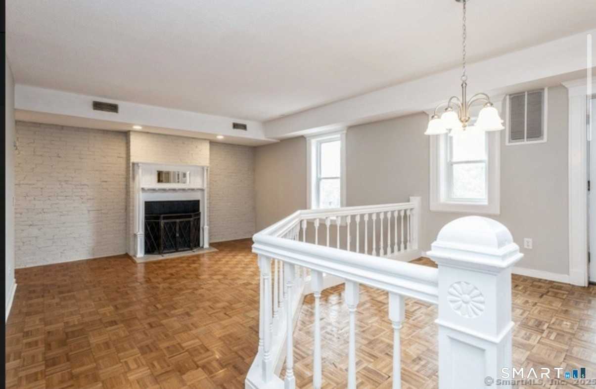 71A Imlay St #D2 - Photo 5 of 17