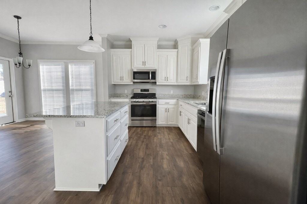 514 Ridgeland Rd - Photo 5 of 12