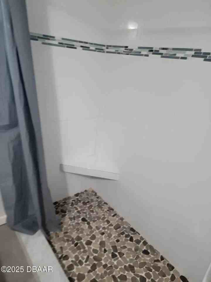 1442 John Anderson Dr - Photo 5 of 21