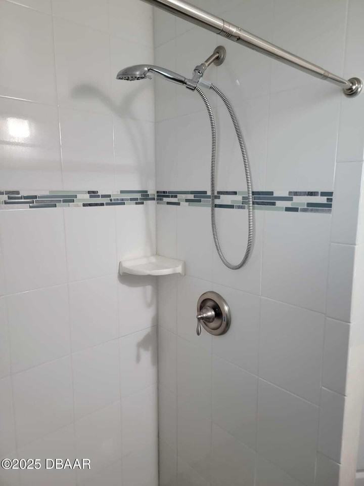 1442 John Anderson Dr - Photo 7 of 21