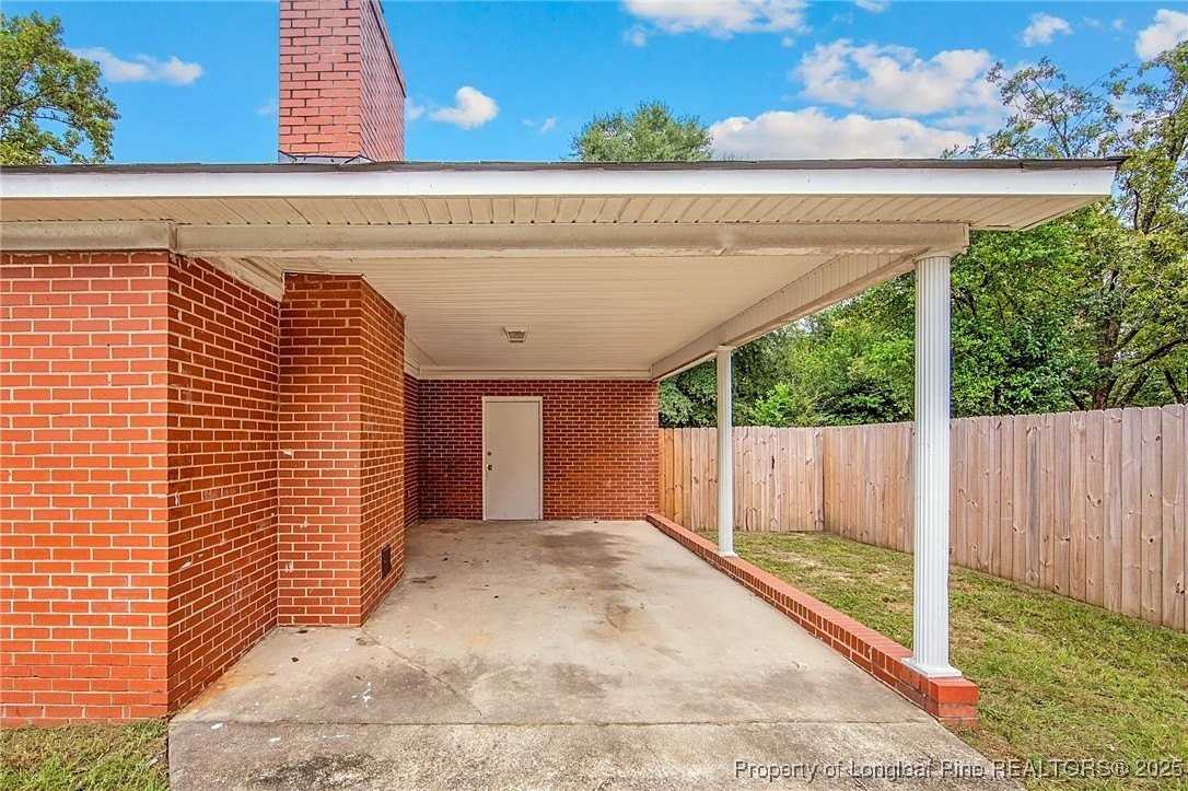 1203 Turnpike Rd - Photo 3 of 35