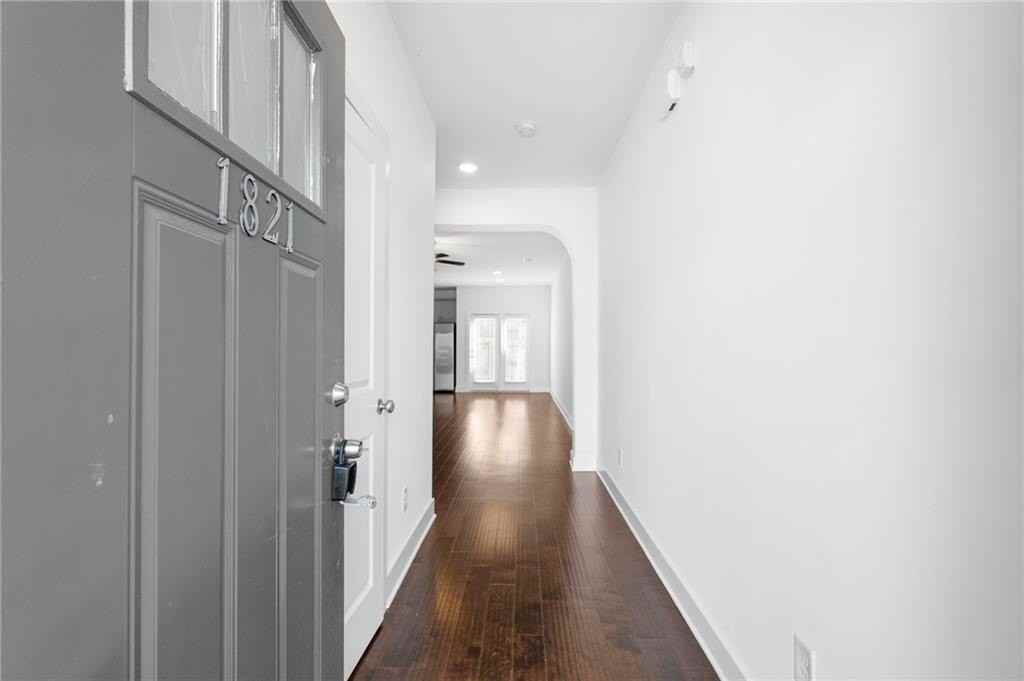 1821 Edgehill Dr - Photo 3 of 30