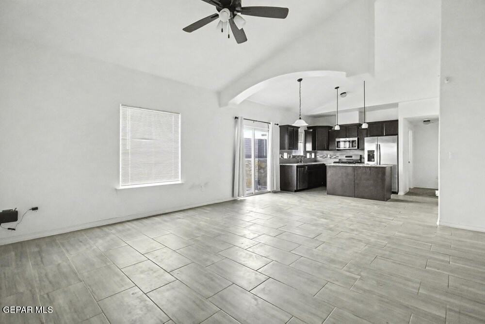 13849 Summer Story Ave - Photo 4 of 23