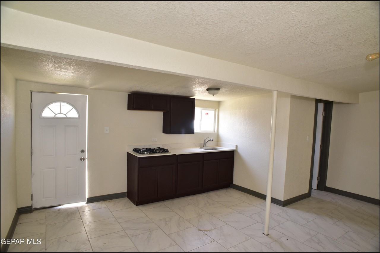 2111 Portland Ave Unit 3 #3 - Photo 6 of 11