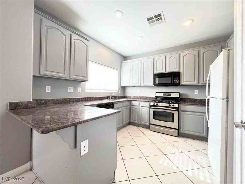 6299 Maidenhair Fern Ct - Photo 6 of 30