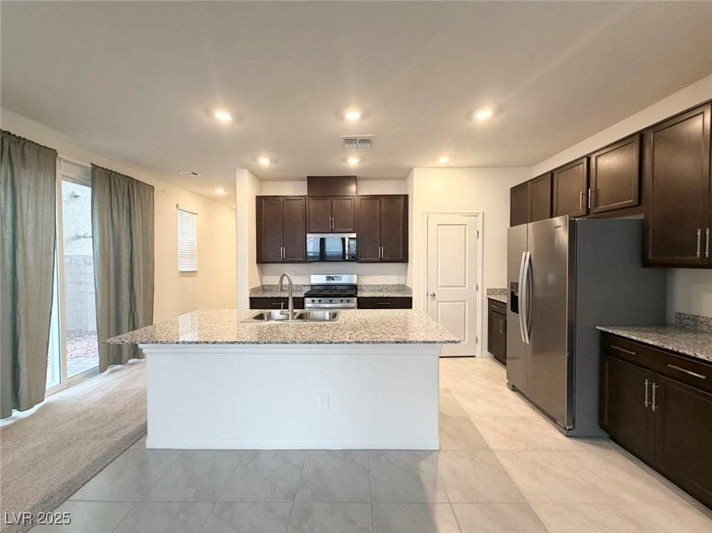 9078 Vesey Ave - Photo 6 of 23