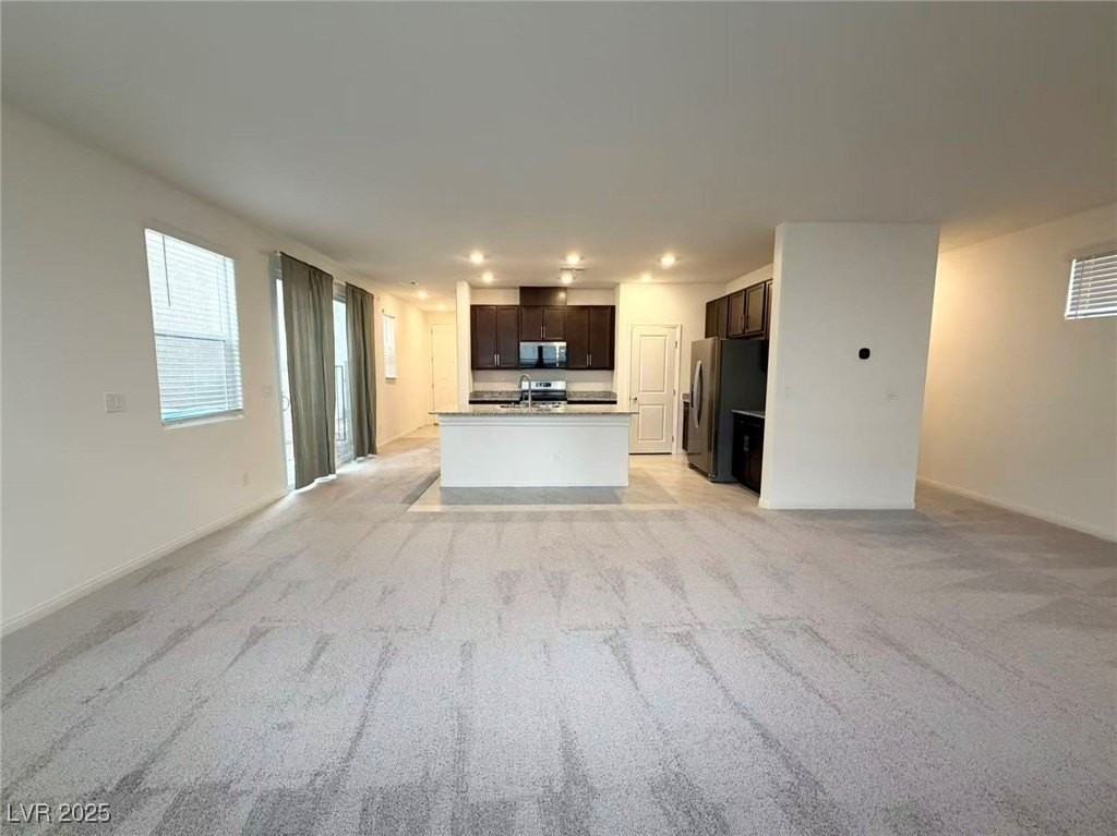 9078 Vesey Ave - Photo 7 of 23