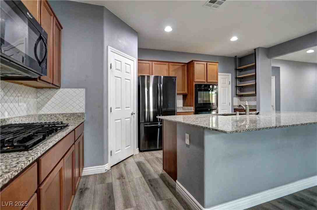 5821 Petrified Tree Ln - Photo 7 of 28