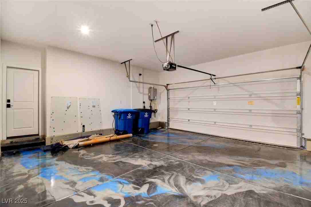 9246 Rampa St - Photo 7 of 18