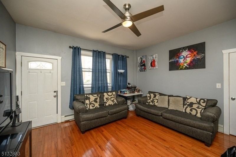 82 Pacific Ave #3 - Photo 3 of 14