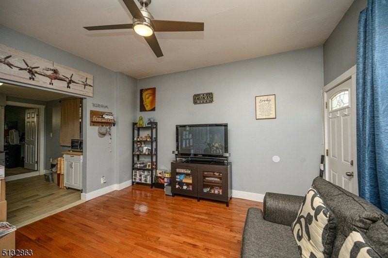 82 Pacific Ave #3 - Photo 6 of 14