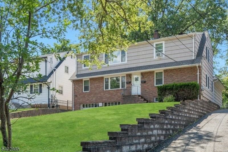 60 Bank St - Photo 3 of 12