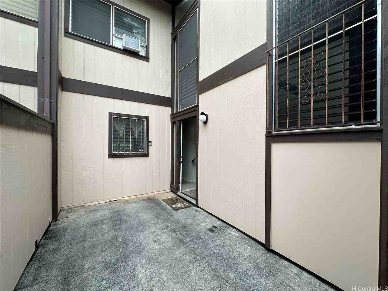 98-1062 Komo Mai Dr Unit 82 #82 - Photo 2 of 18