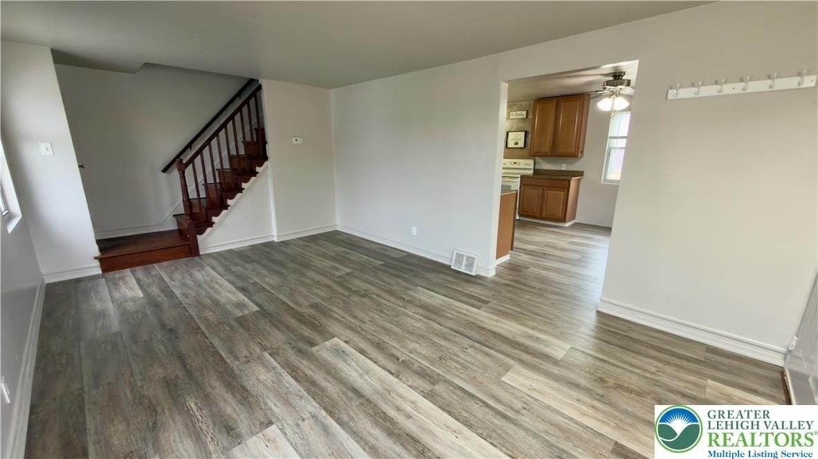 314 6th St - Photo 7 of 37