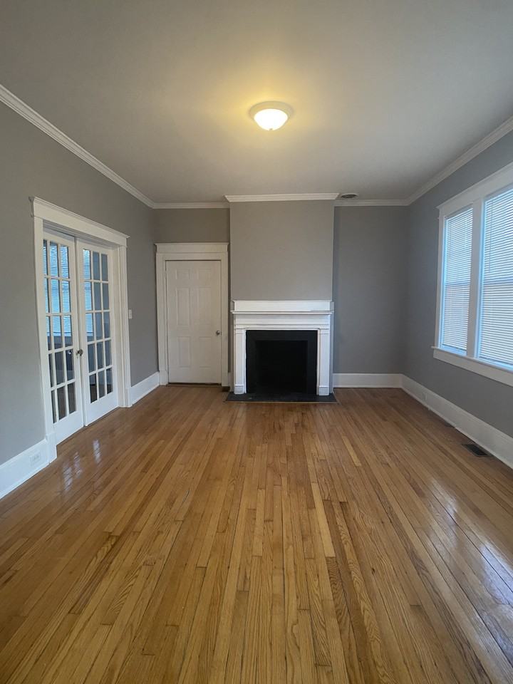 1815 Berkeley Avenue #1 - Photo 3 of 10