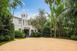 featured image of 315 E San Marino Dr