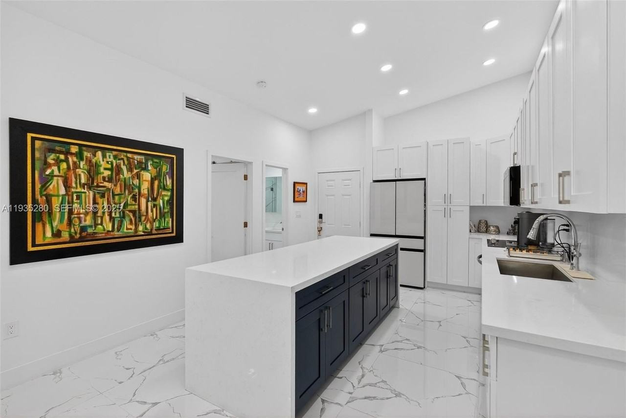 4730 Nw 102nd Ave #204-13 - Photo 3 of 50