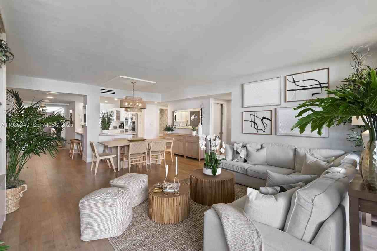 141 Crandon Blvd #446 - Photo 6 of 30