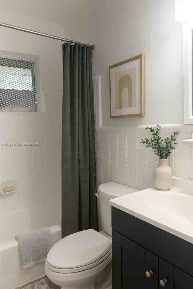 2855 Nw 22nd Ave #3 - Photo 6 of 7