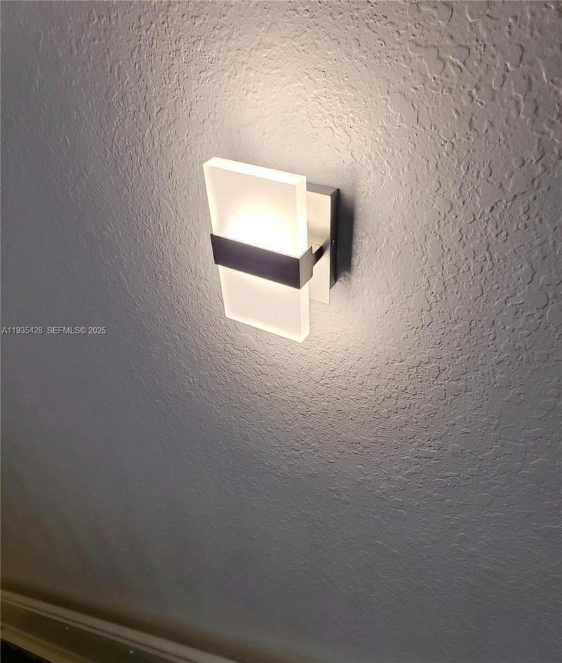 833 Millbrae Ct #5 - Photo 7 of 19