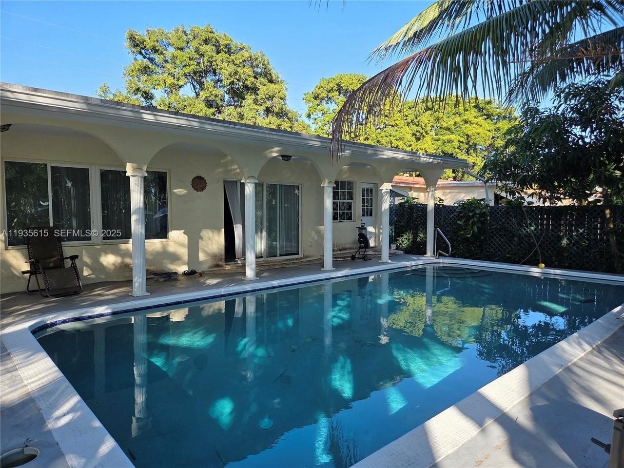 301 Sw 5th St - Photo 7 of 43