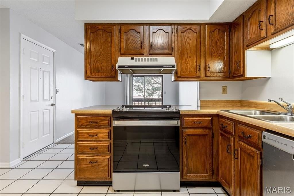 1434 Summergate Pkwy #L - Photo 7 of 22