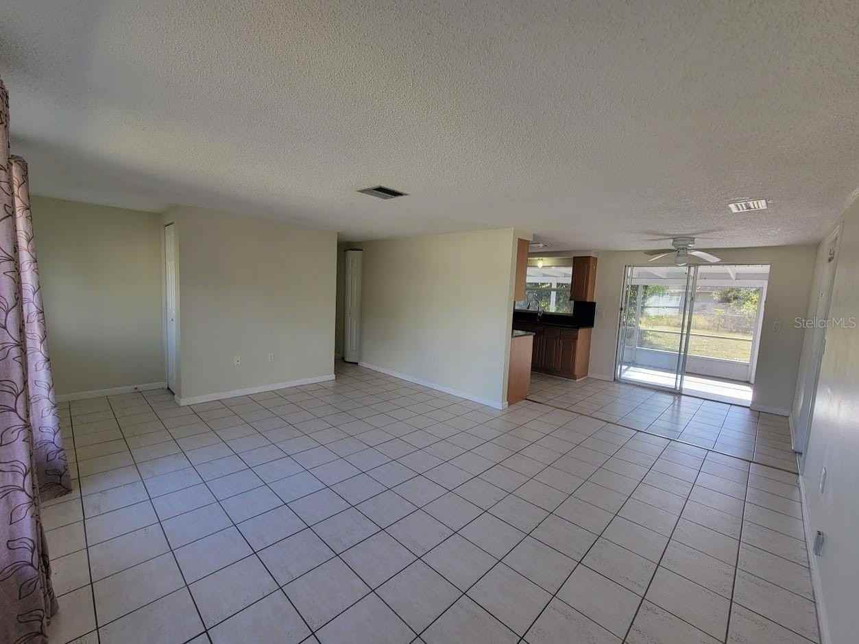 22353 Buffalo Ave - Photo 6 of 18