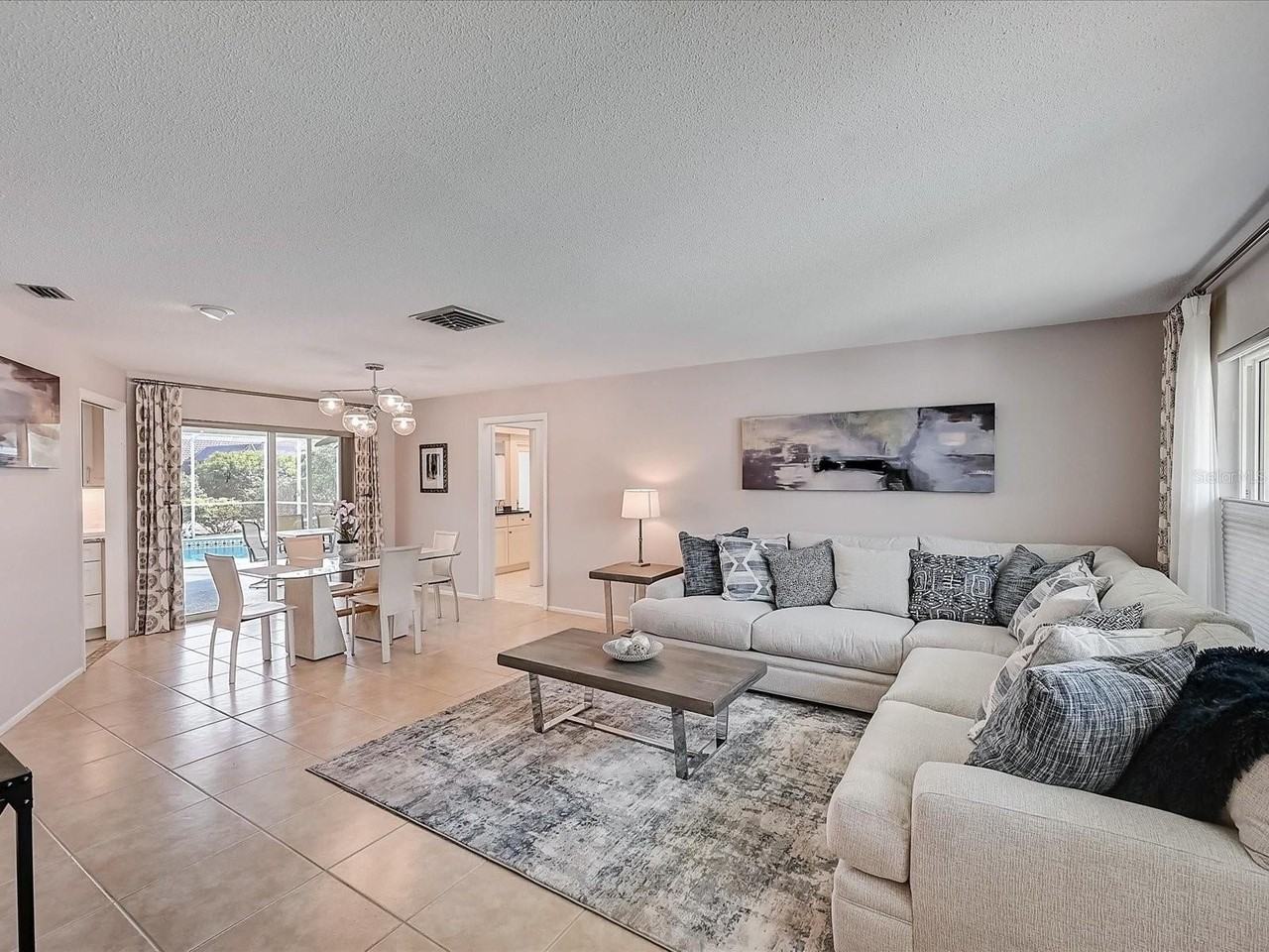 10 Stone Mountain Blvd - Photo 3 of 50