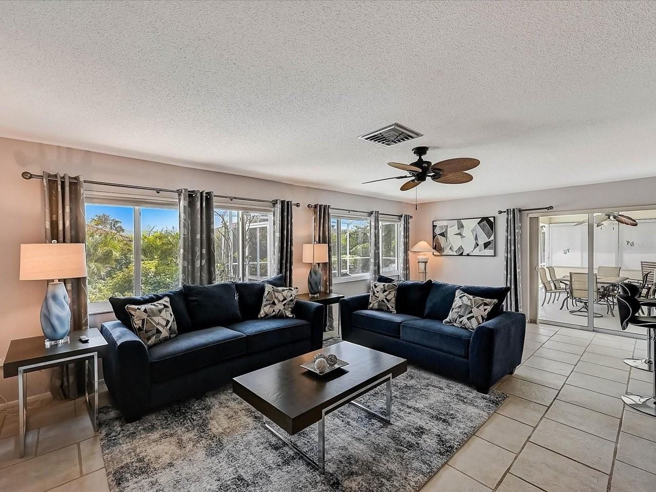 10 Stone Mountain Blvd - Photo 5 of 50