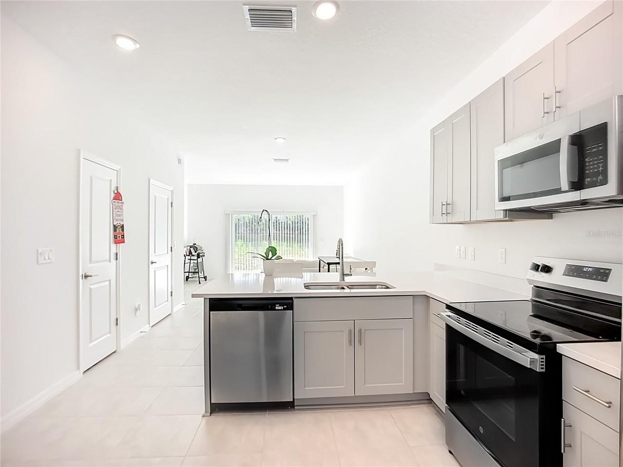 16642 San Nicola Pl - Photo 4 of 37