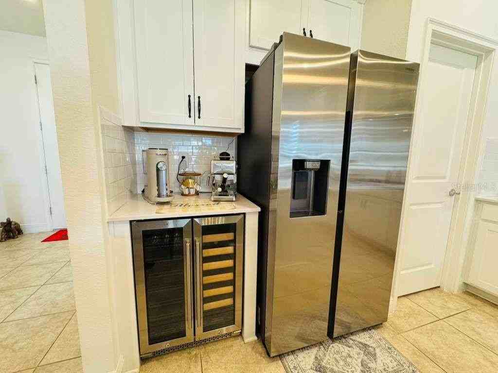 4913 Rain Shadow Dr - Photo 6 of 22