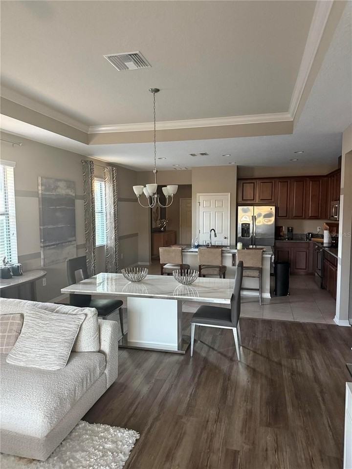 18912 DIEGO CIRCLE CIRCLE - Photo 7 of 10