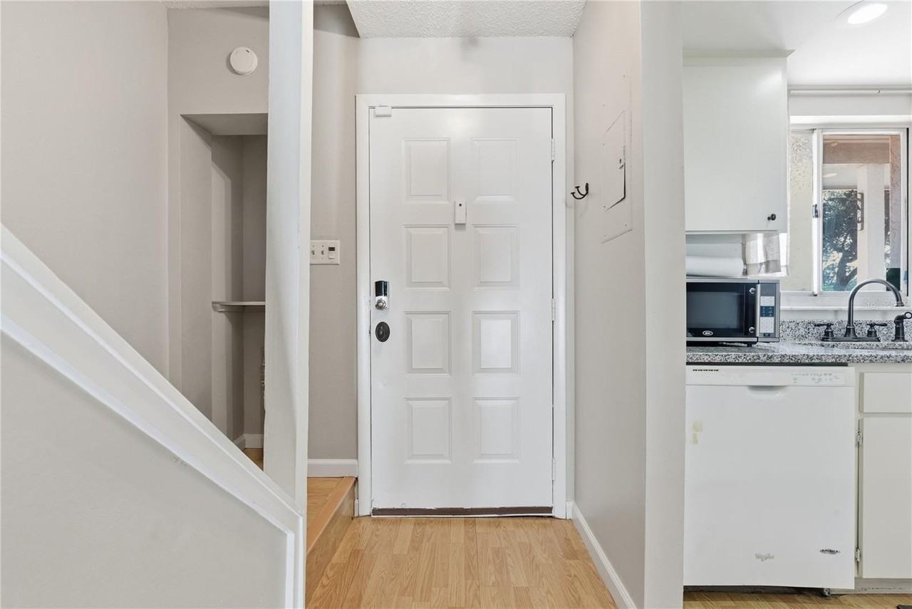 4003 Cypress Willow Ct - Photo 3 of 38