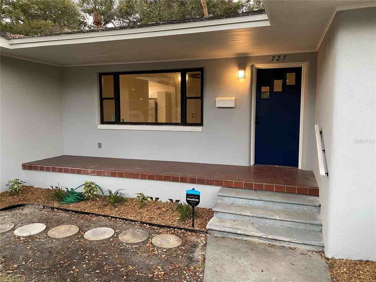 727 27th Ave S - Photo 2 of 29