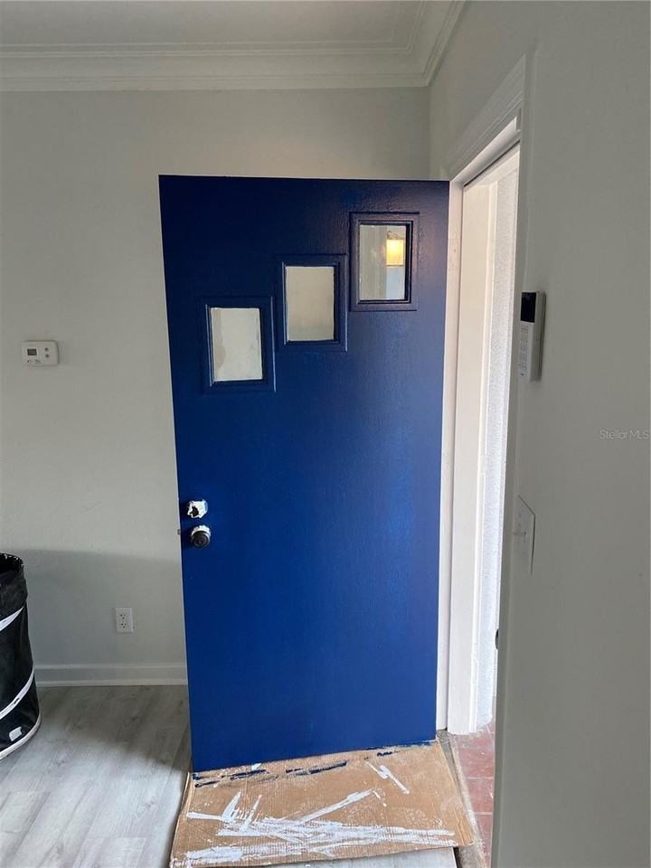 727 27th Ave S - Photo 5 of 29