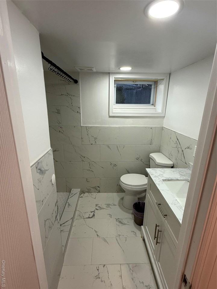 174 Whittier Ave - Photo 5 of 5