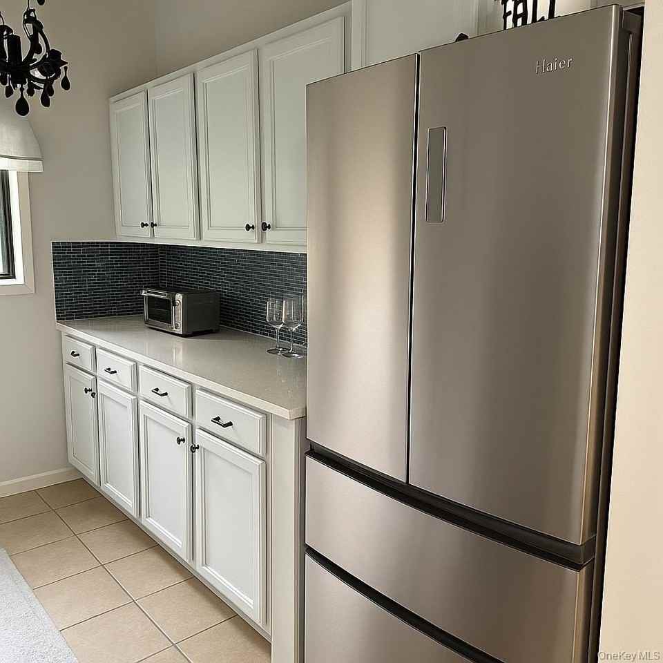 13 Pinebrook Pl Unit 13 #13 - Photo 2 of 11