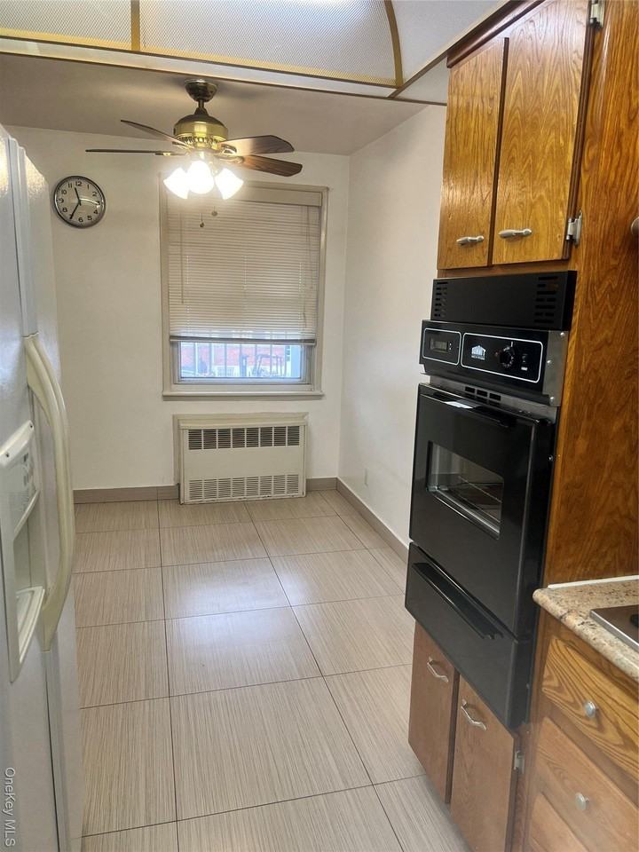 1019 E 104th St - Photo 5 of 14