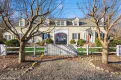 16 Upland Ln - Photo 1 of 1