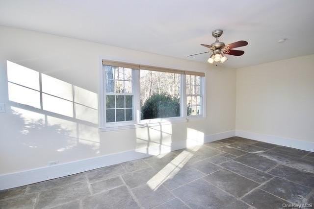 16 Upland Ln - Photo 2 of 45