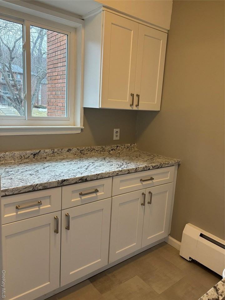 43 Tanager Rd Apt 4303 #4303 - Photo 4 of 9