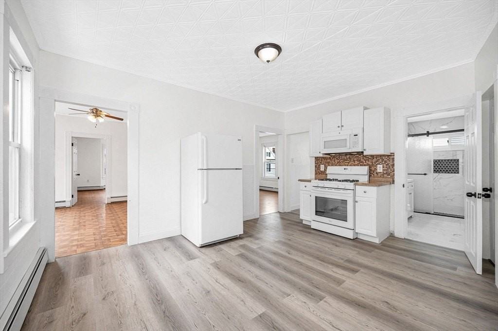 220 Concord St Unit 2 #2 - Photo 3 of 31