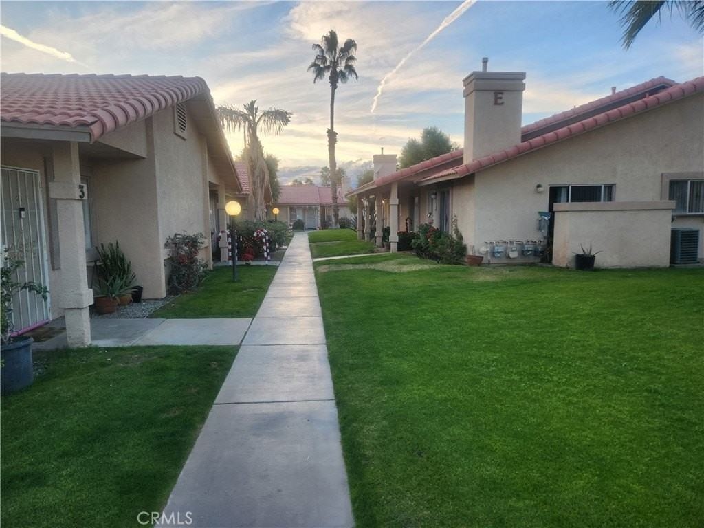 79210 Avenue 42 - Photo 2 of 34