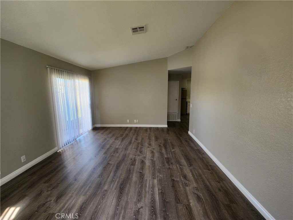 79210 Avenue 42 - Photo 3 of 34