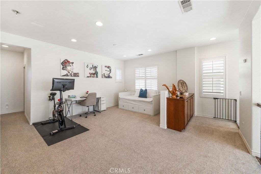 236 W Weeping Willow Ave - Photo 5 of 35